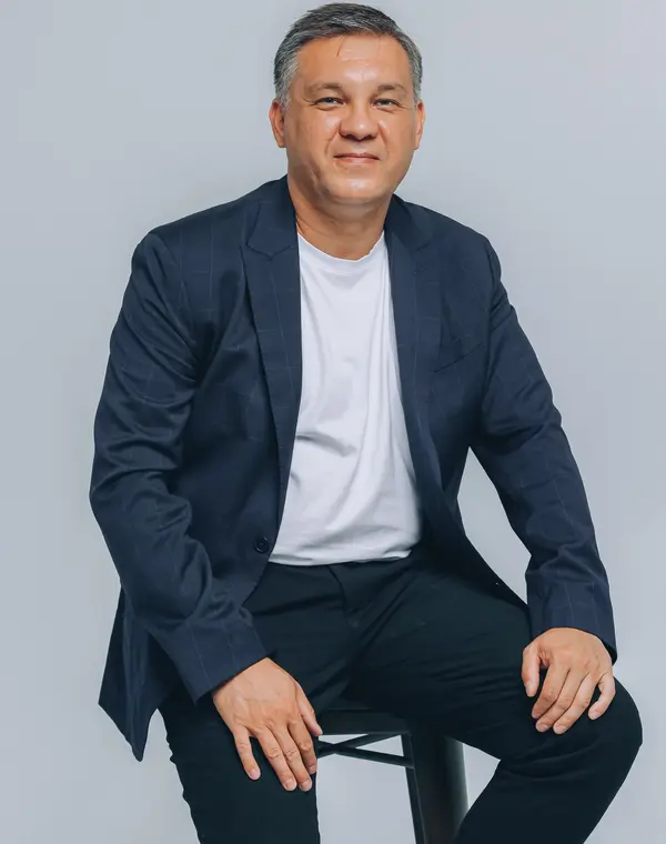 Ruslan Sharipov
